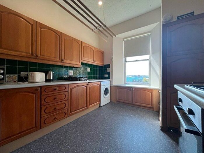 1 Bedroom Flat To Rent In Dudhope Street, Dundee, DD1