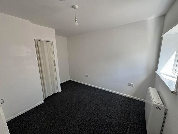 1 Bedroom Flat To Rent In B High Street, Cinderford, GL14
