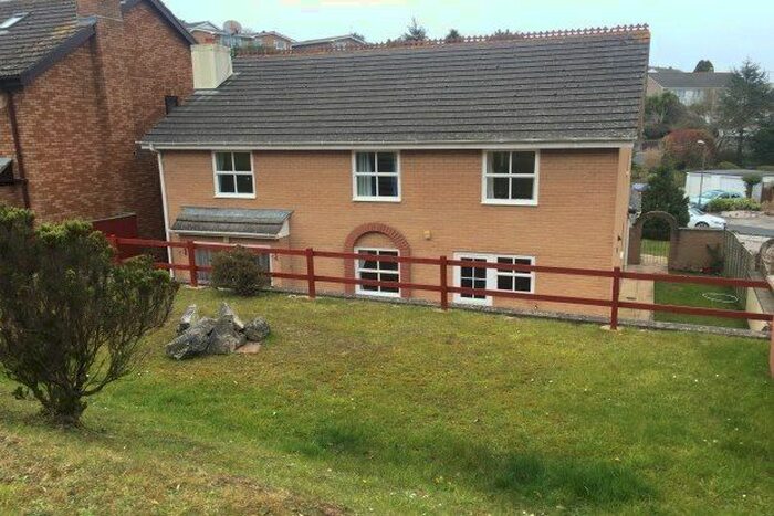 4 Bedroom Detached House To Rent In Holly Water Close, Torquay, TQ1