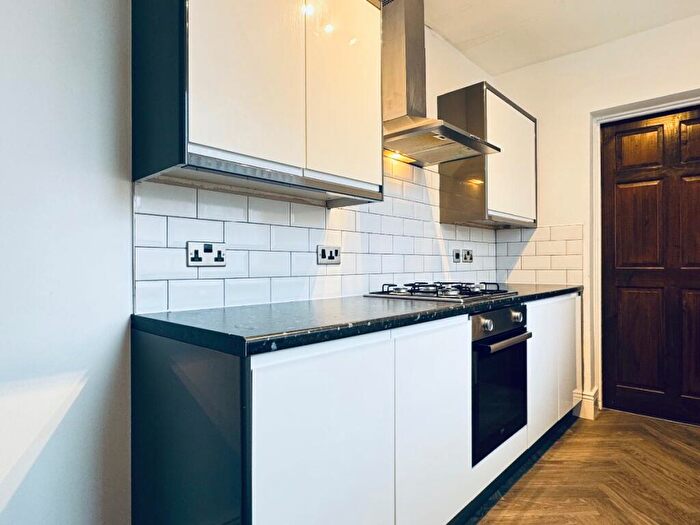 3 Bedroom Flat To Rent In Seymour St, North Shields. **Stunning !! **, NE29