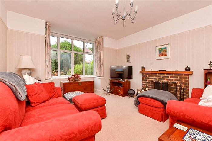 3 Bedroom Detached House For Sale In Highlands Avenue, Leatherhead, Surrey, KT22