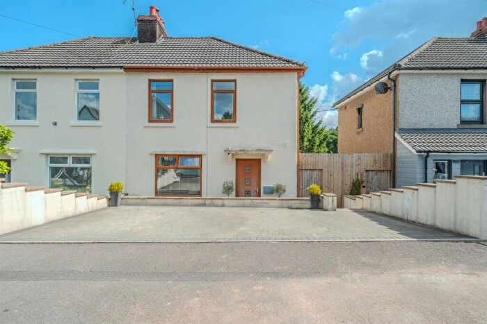 3 Bedroom Semi-Detached House For Sale In Parc Avenue, Pontnewydd, Cwmbran, NP44