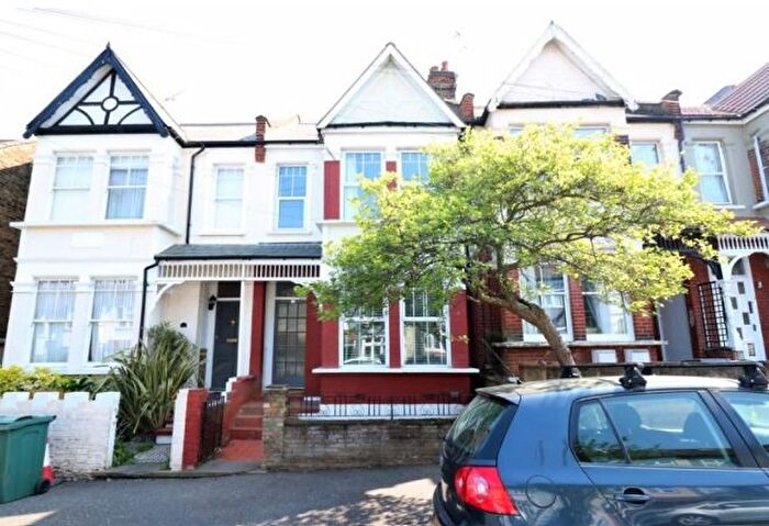 4 Bedroom Terraced House To Rent In Woodstock Road, Walthamstow, E17