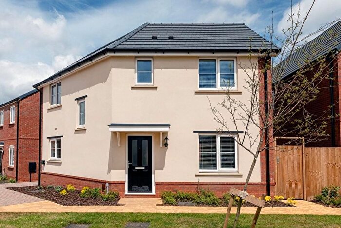 3 Bedroom Detached House For Sale In "Dunstable" At Pagnell Court, Wootton, Northampton, NN4