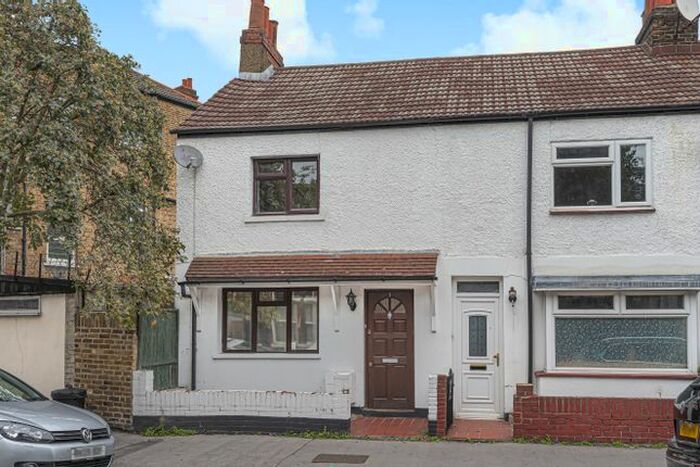 2 Bedroom Terraced House To Rent In Faversham Road, Beckenham BR3
