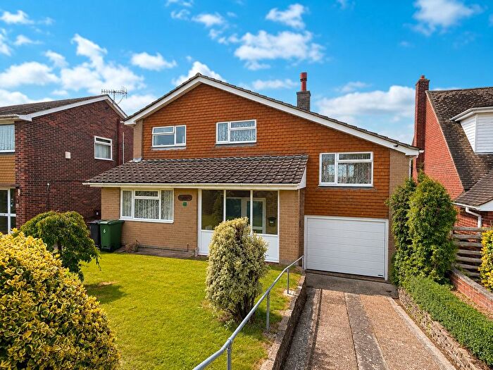 Detached Bungalow For Sale In Pebsham Drive, Bexhill-On-Sea, TN40