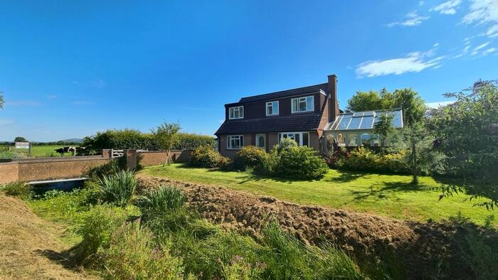 4 Bedroom Property For Sale In Kingsway, Mark, Highbridge TA9