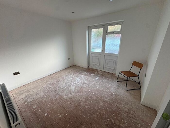 2 Bedroom Semi-Detached Bungalow For Sale In High Meadows, Exeter, EX4