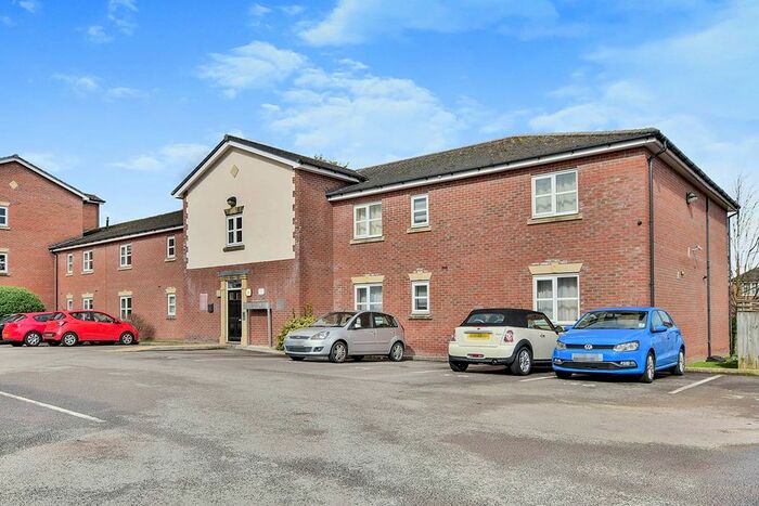 2 Bedroom Flat To Rent In Lawnhurst Avenue, Manchester, Greater Manchester, M23