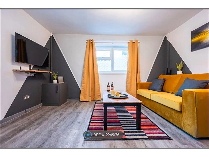 1 Bedroom Flat To Rent In Dalton Street, Cardiff, CF24