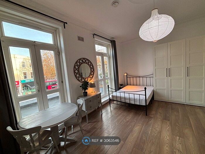 Studio To Rent In Shepherds Bush Road, Hammersmith, W6