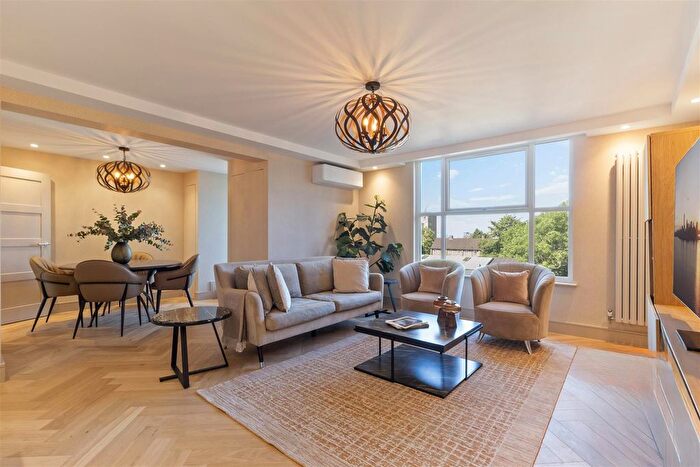 3 Bedroom Property To Rent In St. John's Wood Park, London, NW8