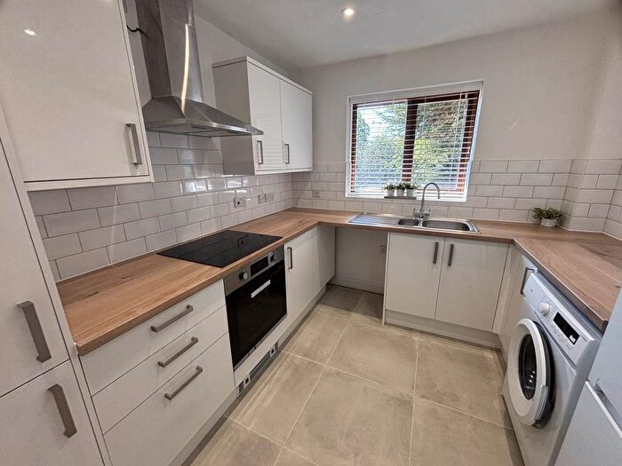 1 Bedroom Flat To Rent In Walmley, Sutton Coldfield, B76
