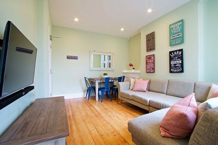 5 Bedroom Terraced House To Rent In Newstead Grove, Nottingham, NG1