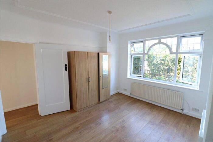 3 Bedroom Apartment To Rent In Uppingham Avenue, Stanmore, HA7