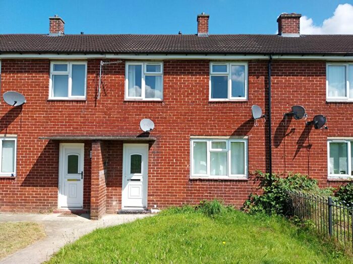 3 Bedroom Terraced House To Rent In Pentre Gwynn, Wrexham, LL13