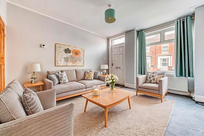 3 Bedroom Terraced House For Sale In Marion Road, Norwich, NR1