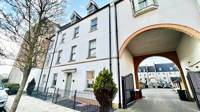 2 Bedroom Flat To Rent In Black Cat Street, Upton, NN5