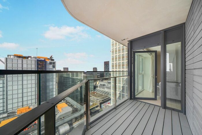 1 Bedroom Flat To Rent In Glasshouse Gardens, Stratford, London, E20