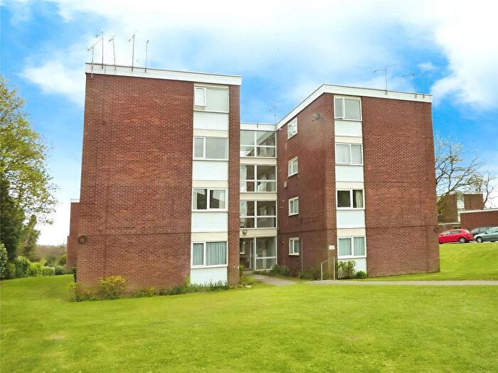 2 Bedroom Flat To Rent In Abbey Court, Whitley, Coventry, CV3