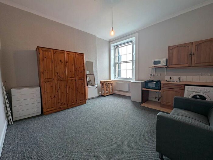 1 Bedroom Flat To Rent In West Maitland Street, Edinburgh, EH12