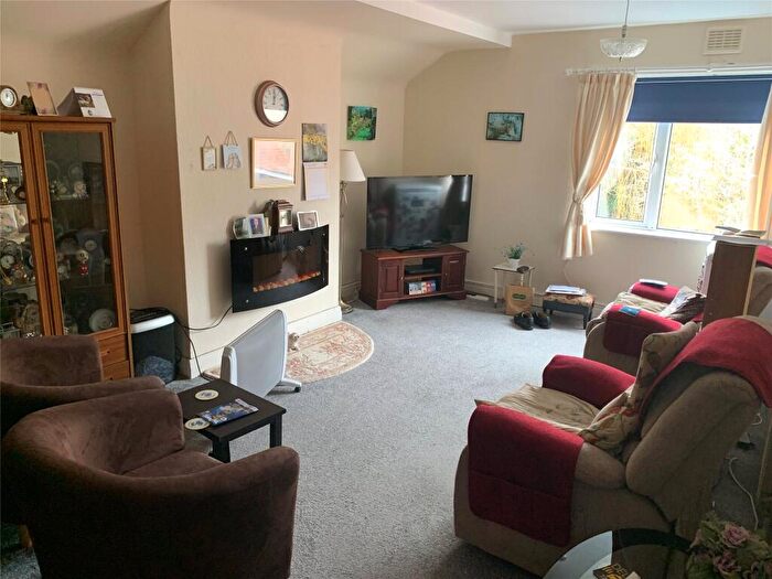 2 Bedroom Flat For Sale In Saughall Road, Moreton, Wirral, CH46