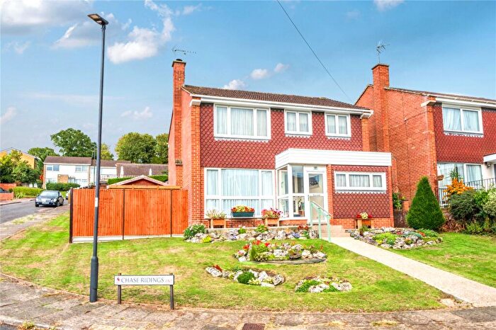 4 Bedroom Detached House For Sale In Chase Ridings, Enfield, EN2