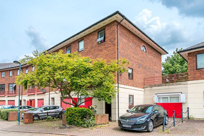 Property To Rent In Plover Way, London, SE16