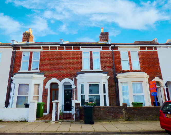 5 Bedroom Terraced House To Rent In Fawcett Road, Southsea, PO4