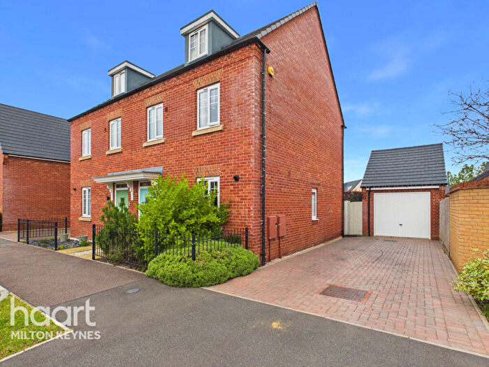 3 Bedroom Semi-Detached House For Sale In Blue Funnel Grange, Milton Keynes, MK10