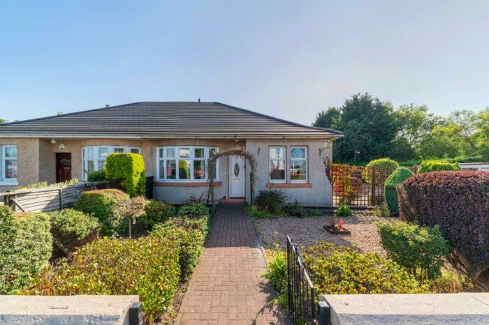 3 Bedroom Semi-Detached Bungalow For Sale In Edinburgh Road, Newbridge, EH28