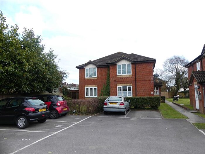 Studio To Rent In North East Road, Southampton, SO19