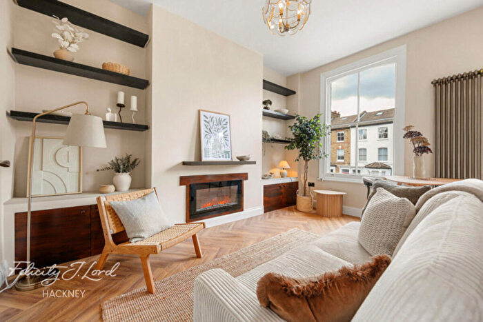 1 Bedroom Flat For Sale In Colvestone Crescent, Hackney, E8