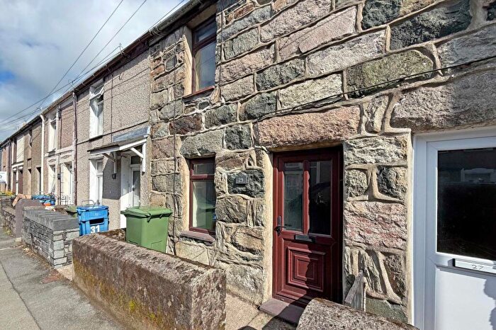 3 Bedroom Terraced House For Sale In High Street, Penygroes, Caernarfon, Gwynedd, LL54
