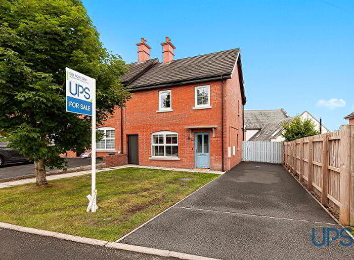 3 Bedroom End Of Terrace House For Sale In Lady Wallace Brae, Lisburn, BT28