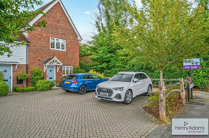 4 Bedroom End Of Terrace House For Sale In The Old Forge, Rusper, RH12
