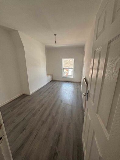2 Bedroom Flat To Rent In Sybil Road, Liverpool, L4