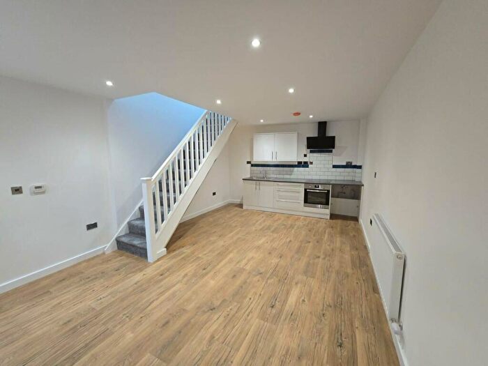 2 Bedroom Maisonette To Rent In D Annesley Road, Hucknall, Hucknall, Nottingham, NG15