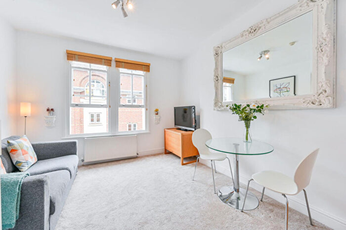 1 Bedroom Flat For Sale In Daventry Street, Marylebone, London, NW1
