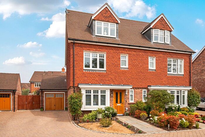 4 Bedroom Semi-Detached House For Sale In Harper Drive, Cranleigh, GU6