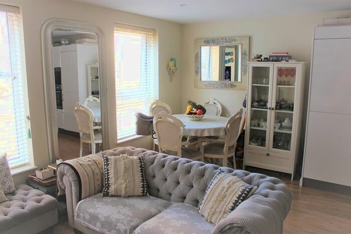 2 Bedroom Flat To Rent In Attenborough Court, Owen Square, WD19