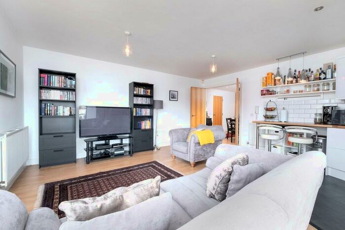2 Bedroom Apartment To Rent In King Edwards Wharf, Birmingham, B16