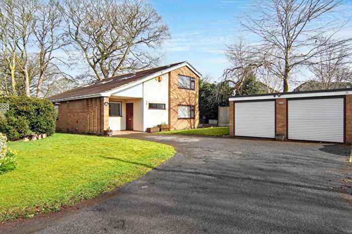 4 Bedroom Detached House For Sale In Main Street, Brandon, CV8