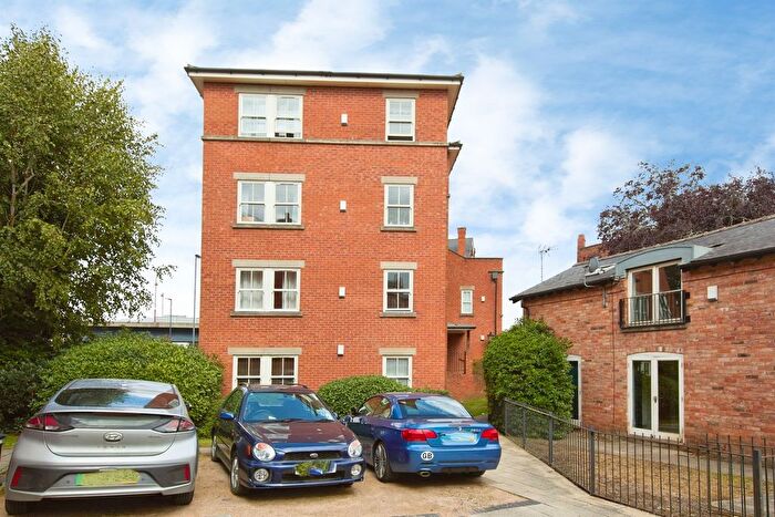 2 Bedroom Flat For Sale In Calvert Street, Derby, DE1