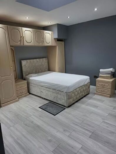 Studio To Rent In Slough, SL3