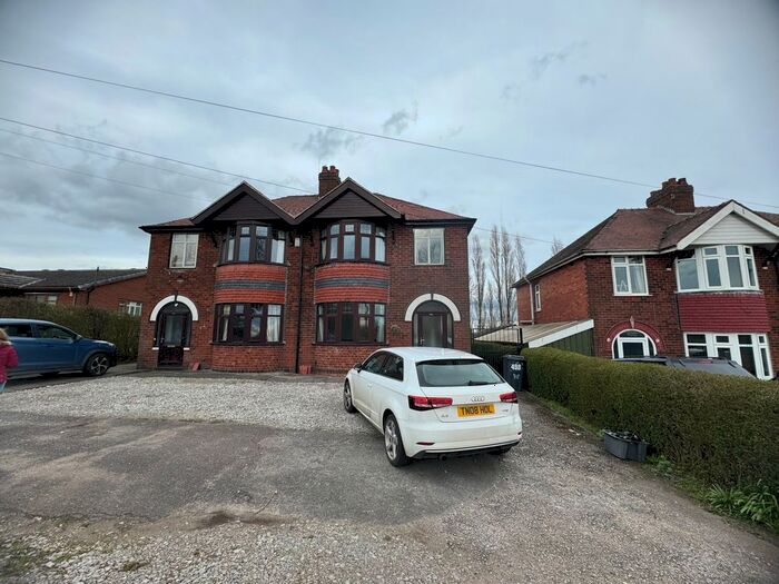 3 Bedroom Semi-Detached House To Rent In Cromford Road, Langley Mill, Nottingham, NG16