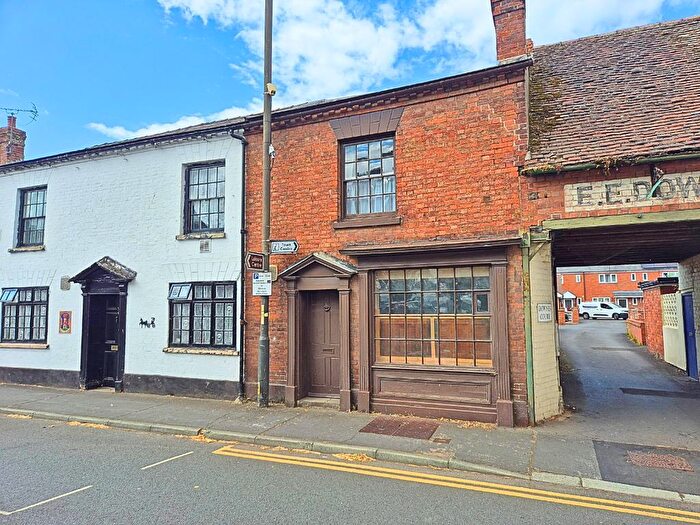 1 Bedroom Terraced House For Sale In South Street, Leominster, Herefordshire, HR6