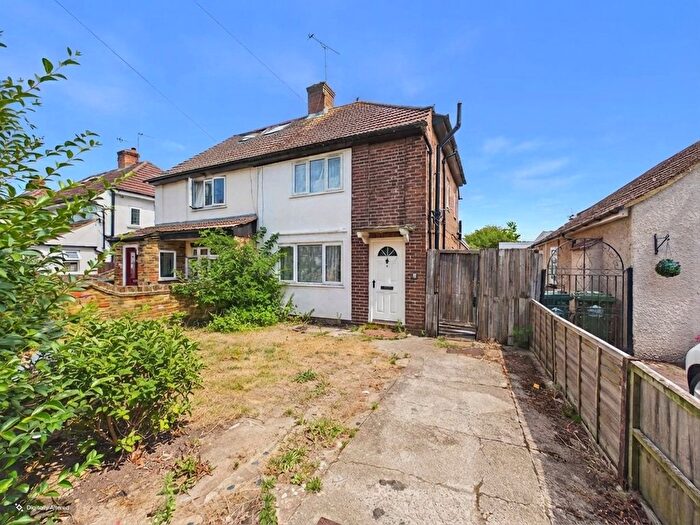 3 Bedroom Semi-Detached House For Sale In Orchard Way, Ashford, Surrey, TW15