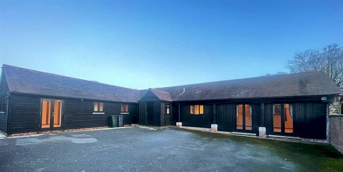 5 Bedroom Barn Conversion To Rent In Wittersham, Tenterden, TN30