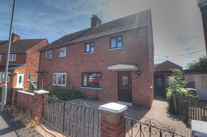 2 Bedroom Semi-Detached House For Sale In Sculthorpe Avenue, West Lynn, PE34